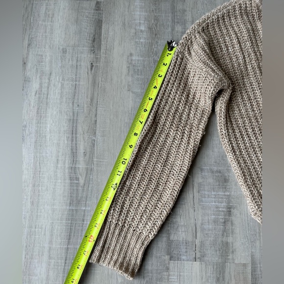 ESSENTIALS by FULL TILT Cream Crew Neck Long Sleeve Sweater Size XS - Picture 6 of 8